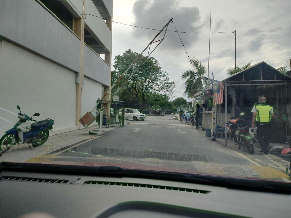 Homestay Kuala Terengganu Near Batu Burok, Hospital Hsnz, Ktcc Mall, Drawbridge C Extérieur photo